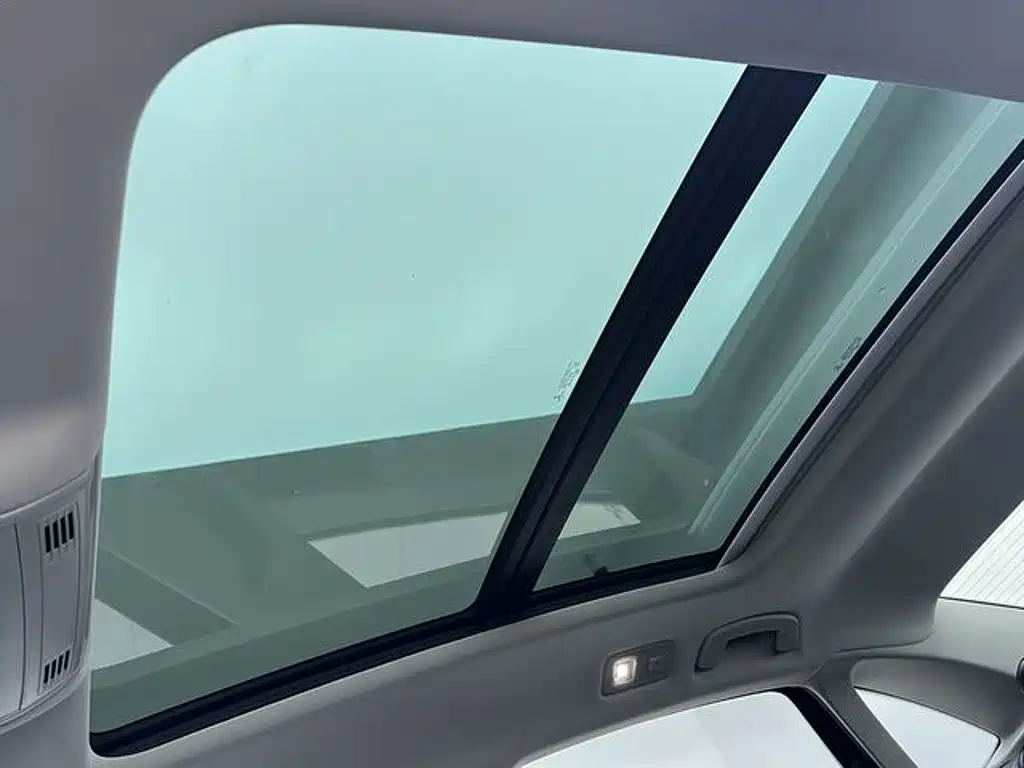 Volkswagen Sagitar — миниатюра 18