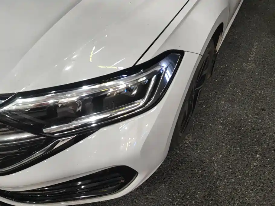 Volkswagen Sagitar — миниатюра 5