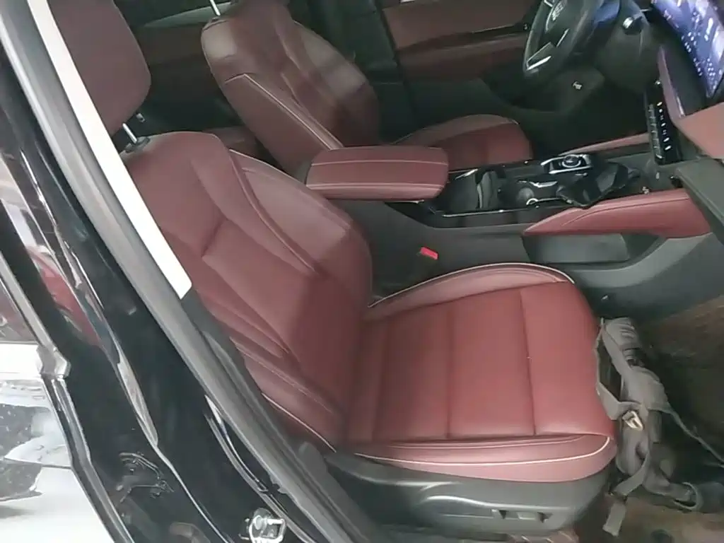 Buick Envision Plus — миниатюра 25