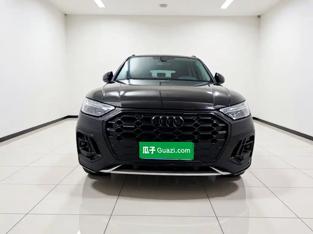 Audi Q5L — миниатюра 2