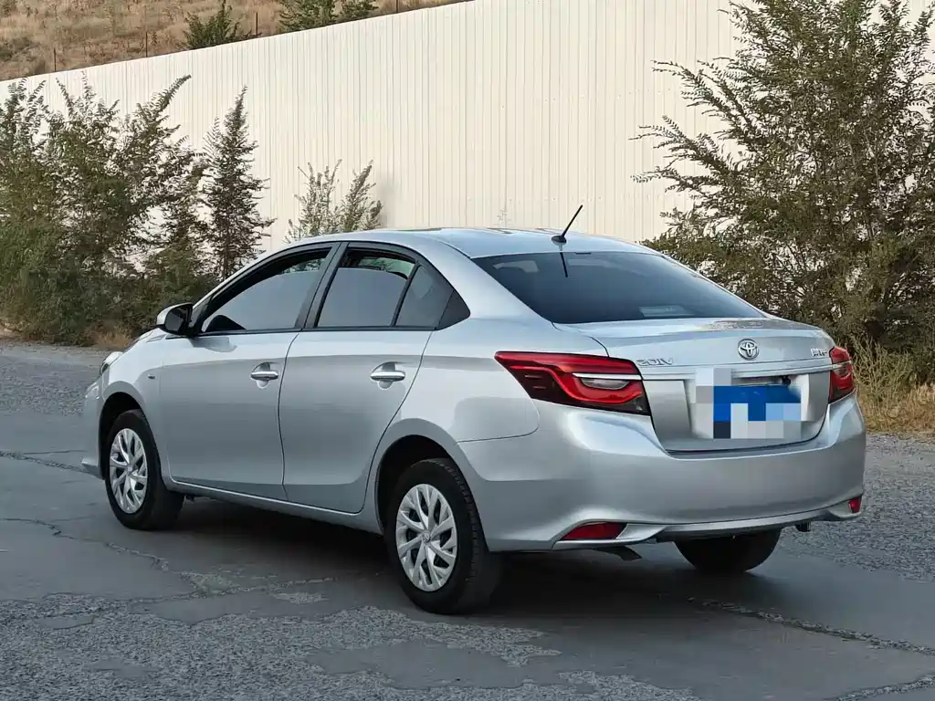 Toyota Vios — миниатюра 6