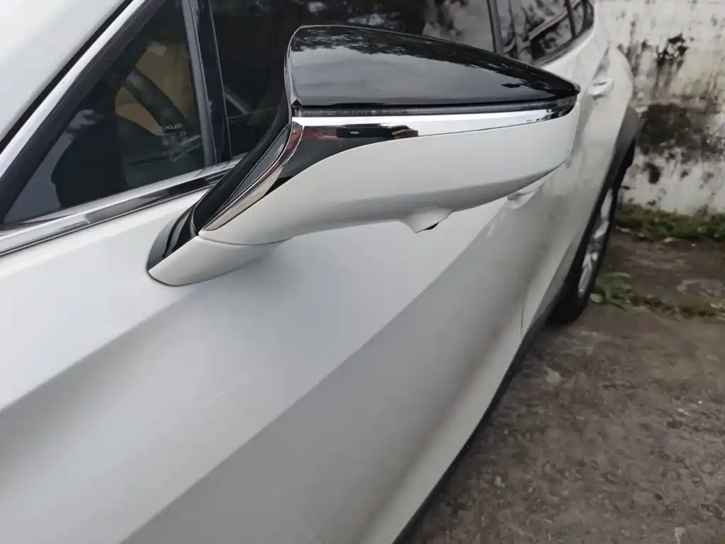 Lexus UX — миниатюра 16