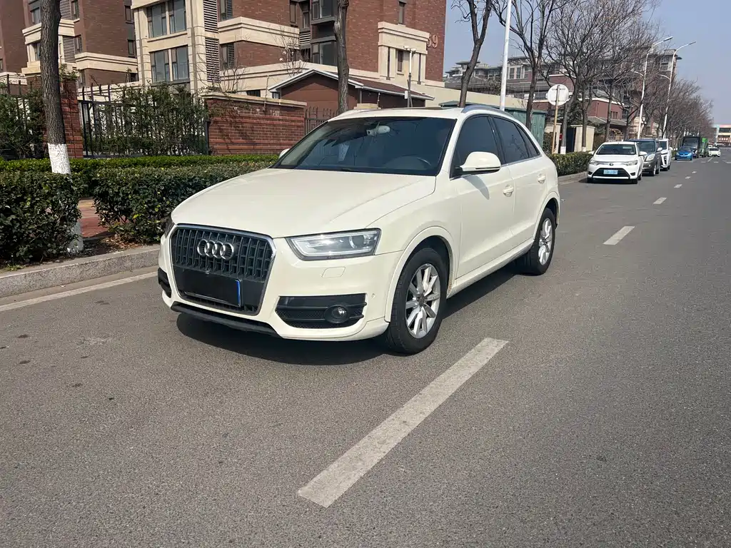 Audi Q3 2013