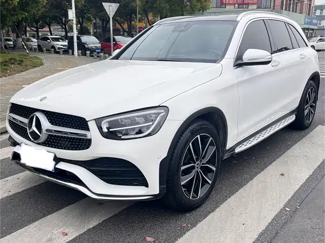 MERCEDES-BENZ GLC