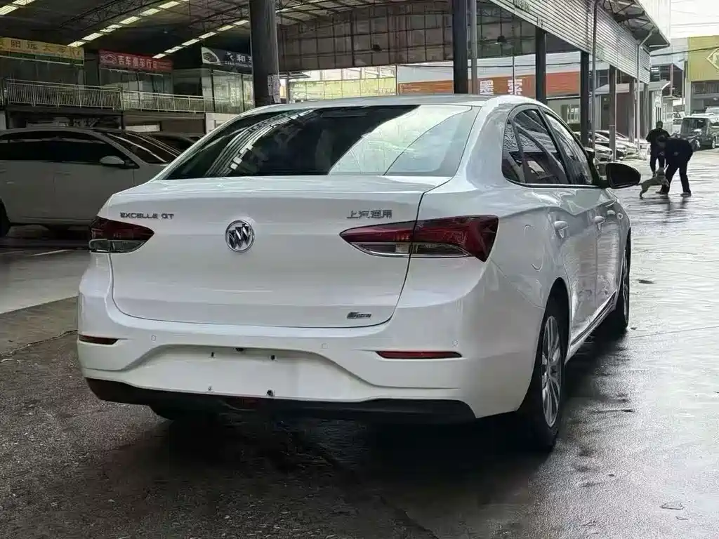Buick Excelle — миниатюра 12