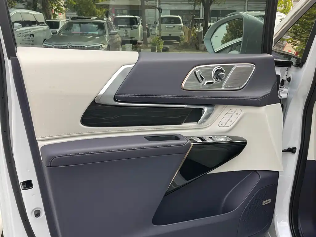 Buick Century — миниатюра 8