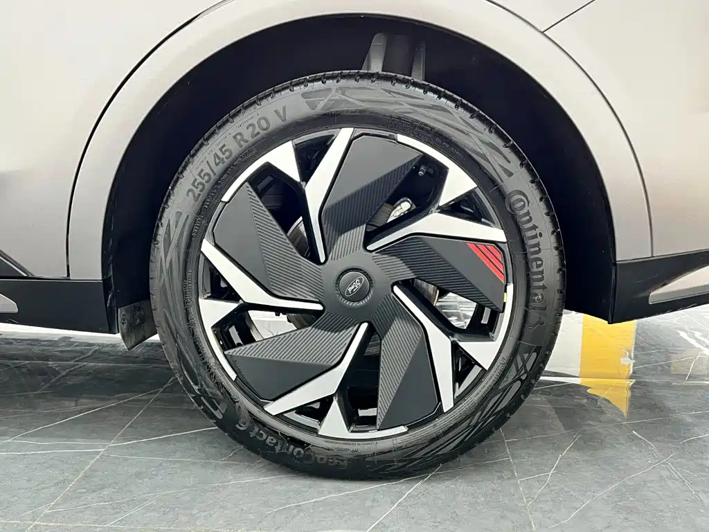 Ford Mondeo — миниатюра 25