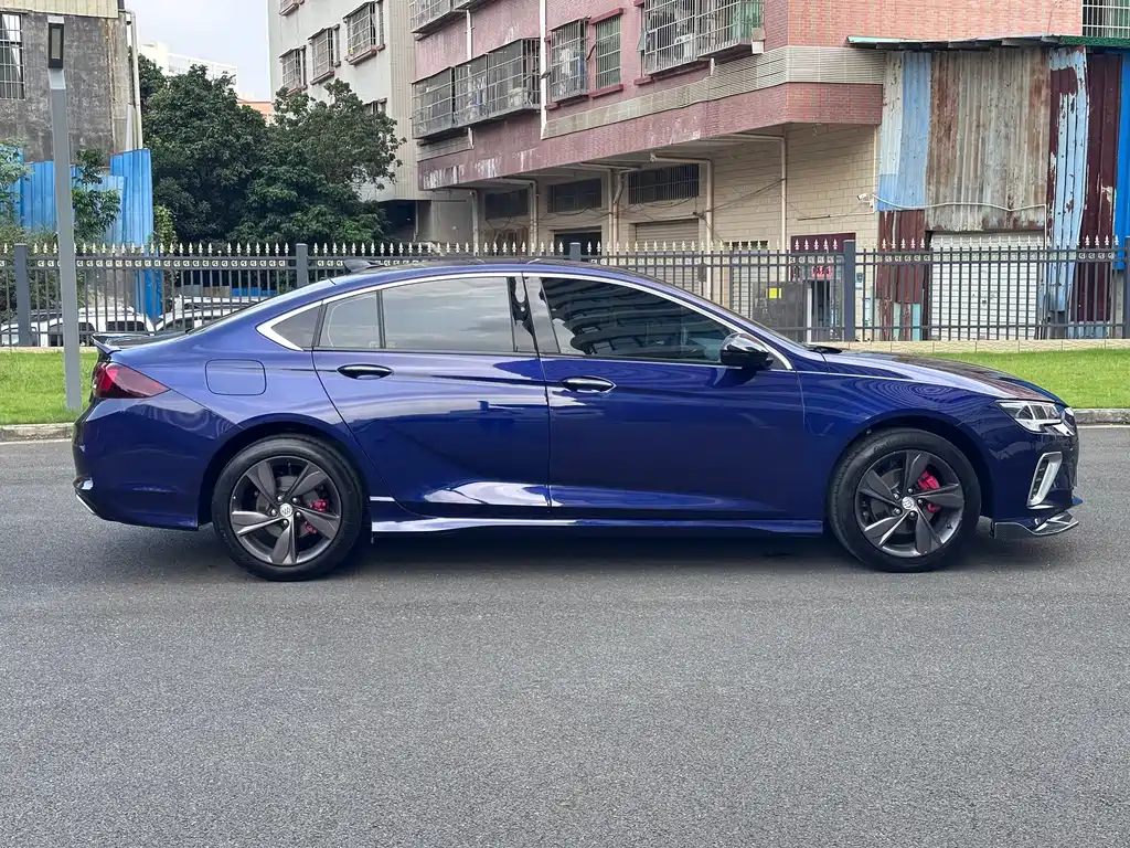 Buick Regal — миниатюра 13