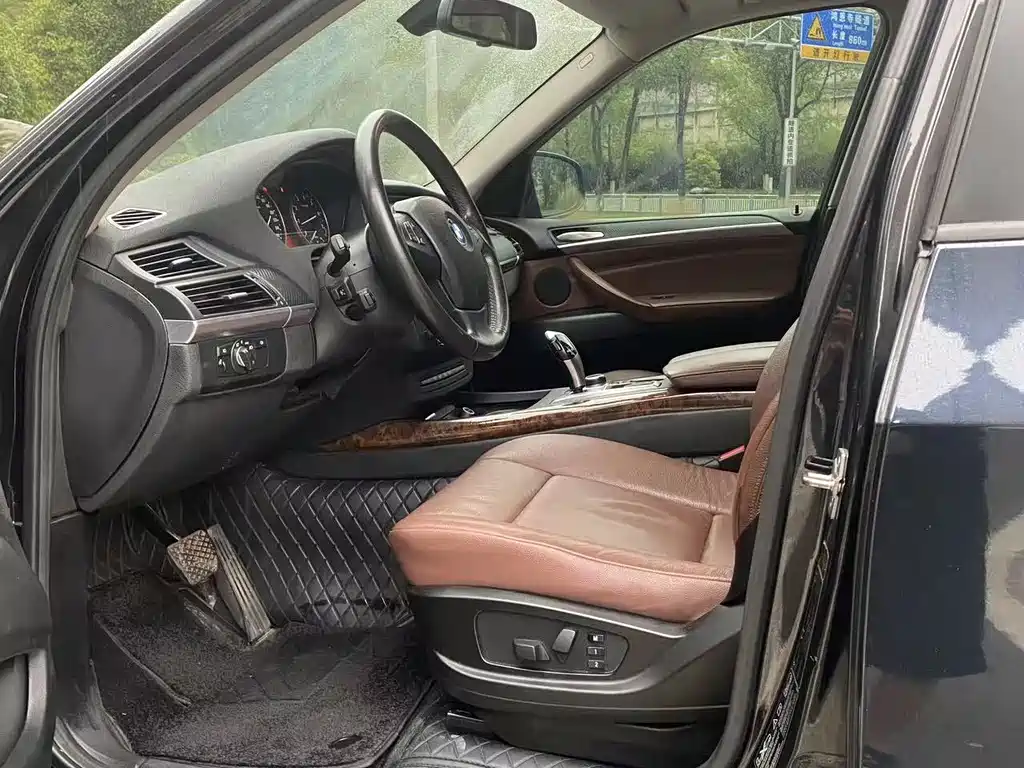 BMW X5 (Import) — миниатюра 8
