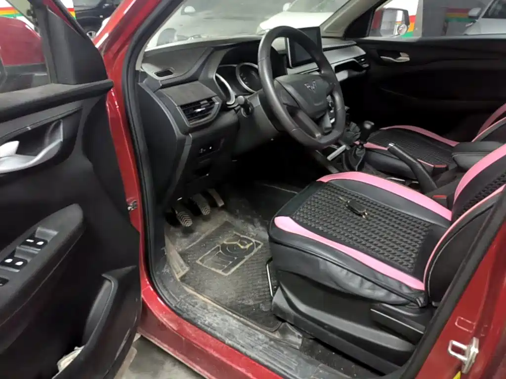 Wuling Hongguang S3 — миниатюра 16