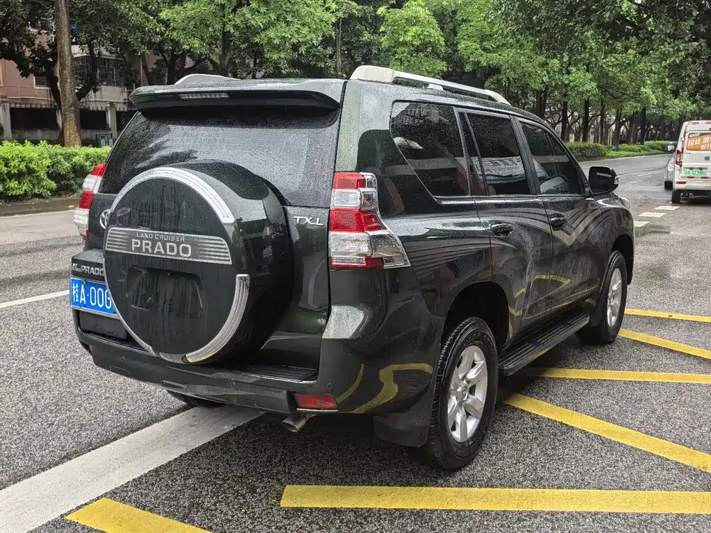 Toyota Prado (Import) — миниатюра 8