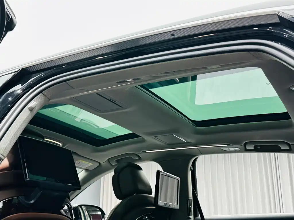 Audi A8 — миниатюра 18