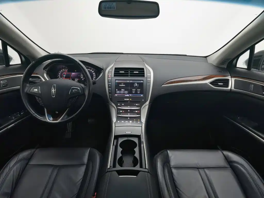 Lincoln MKZ — миниатюра 5