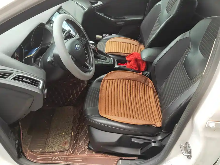 Ford Focus — миниатюра 9