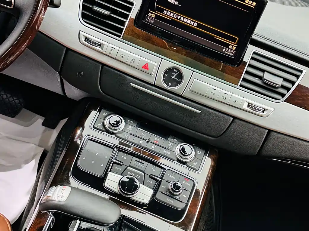 Audi A8 — миниатюра 28