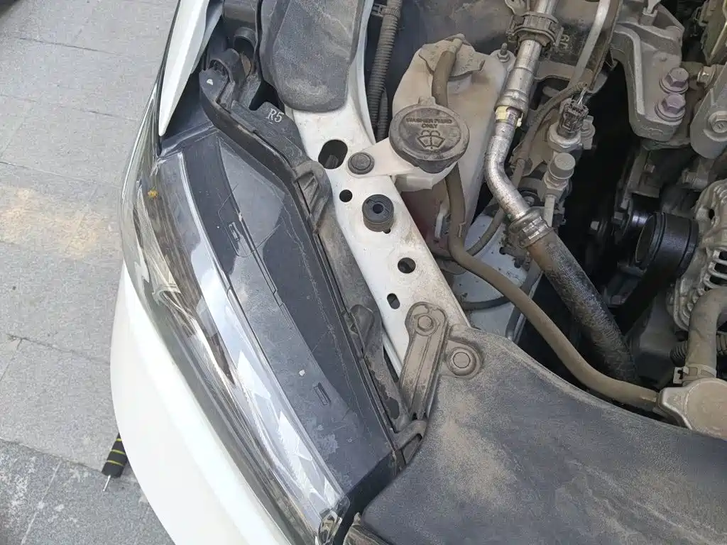 Toyota Camry — миниатюра 21