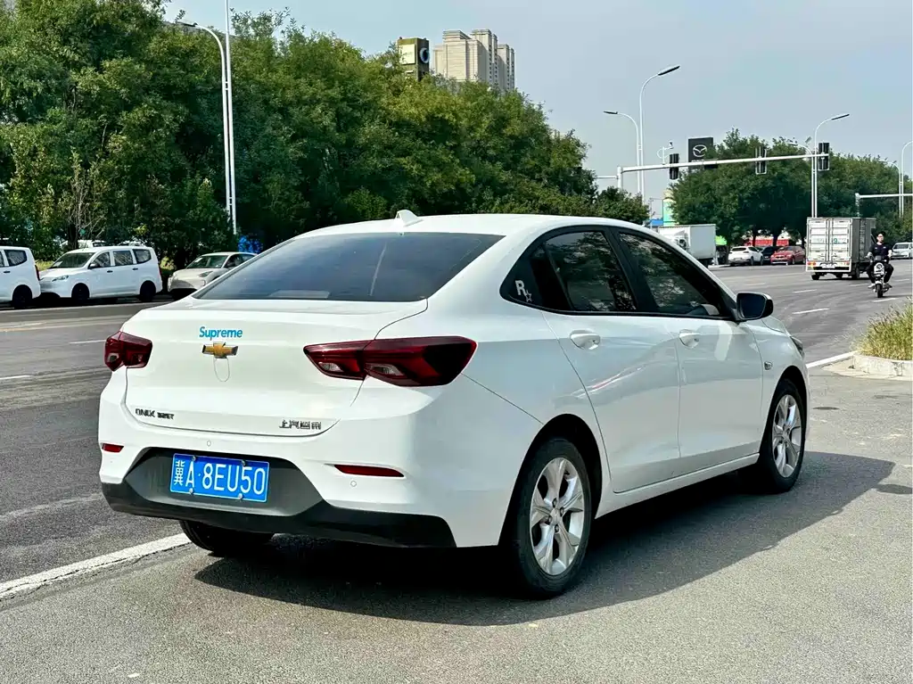 Chevrolet Cavalier — миниатюра 3