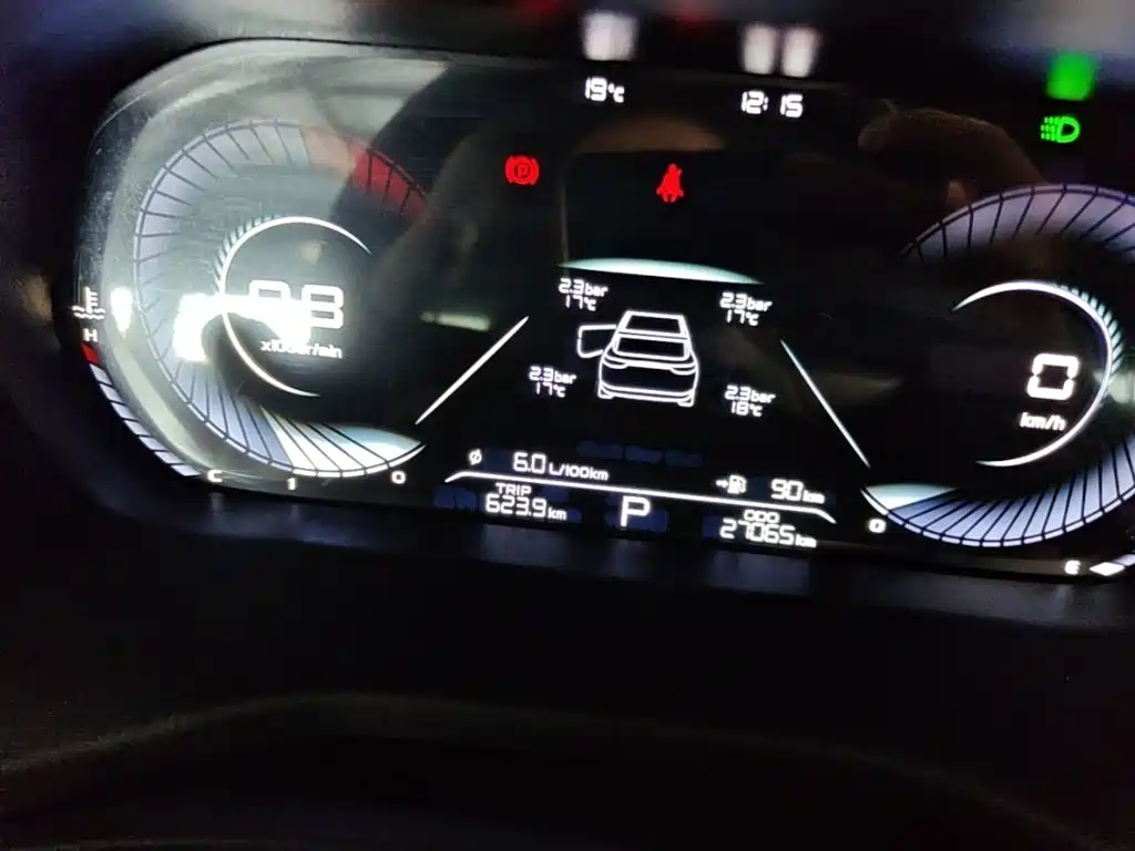 Geely Emgrand — миниатюра 12