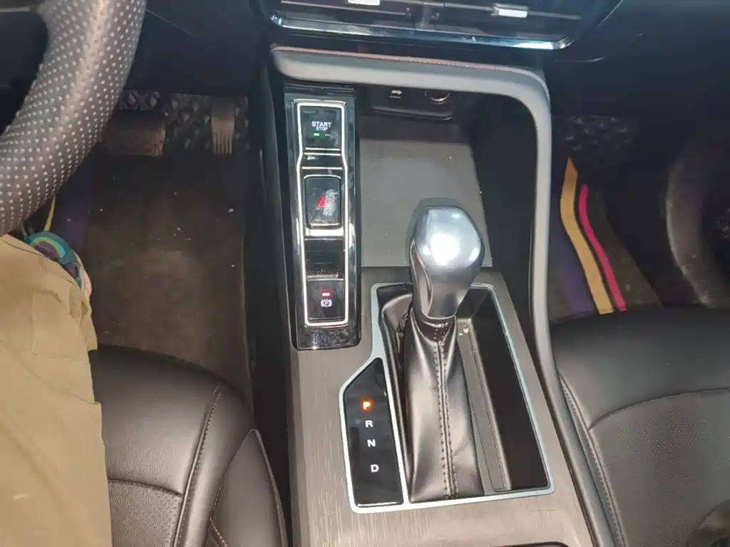 Roewe i5 — миниатюра 14