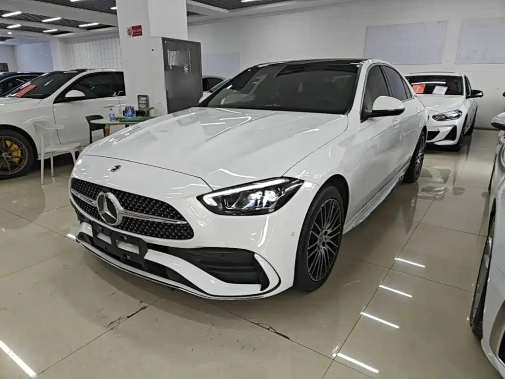 Mercedes-Benz C-Class — миниатюра 2