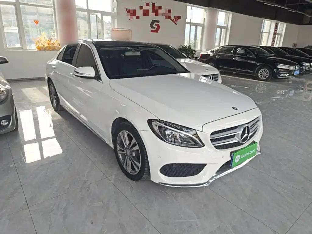 Mercedes-Benz C-Class — миниатюра 4