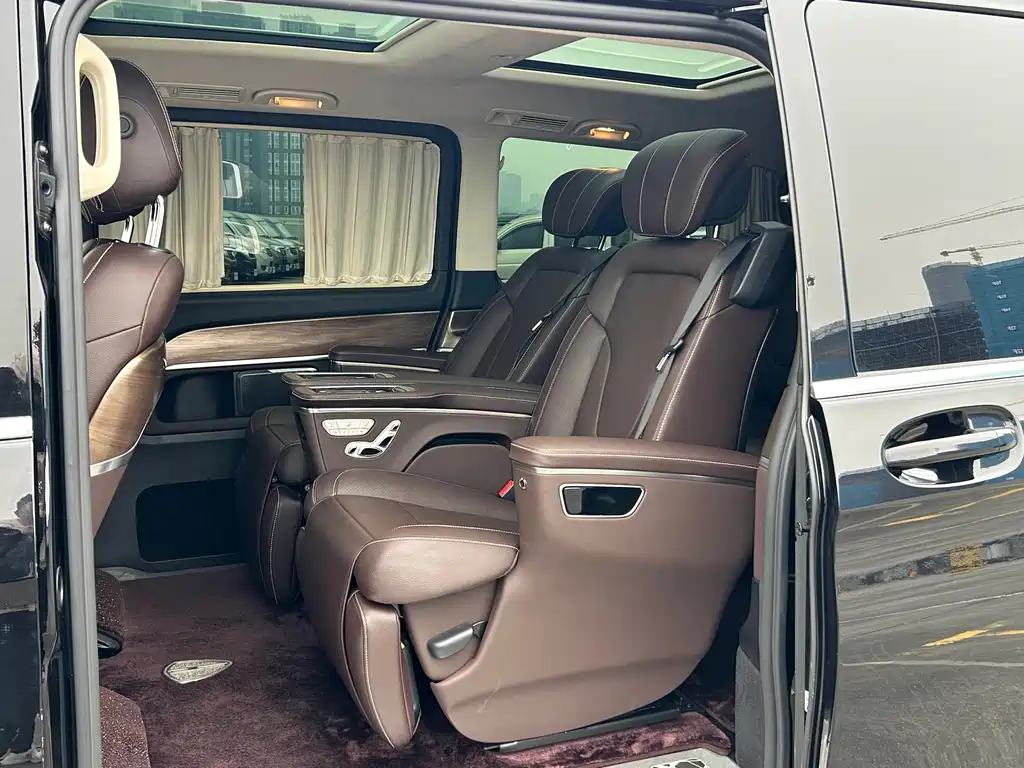 MERCEDES-BENZ V CLASS