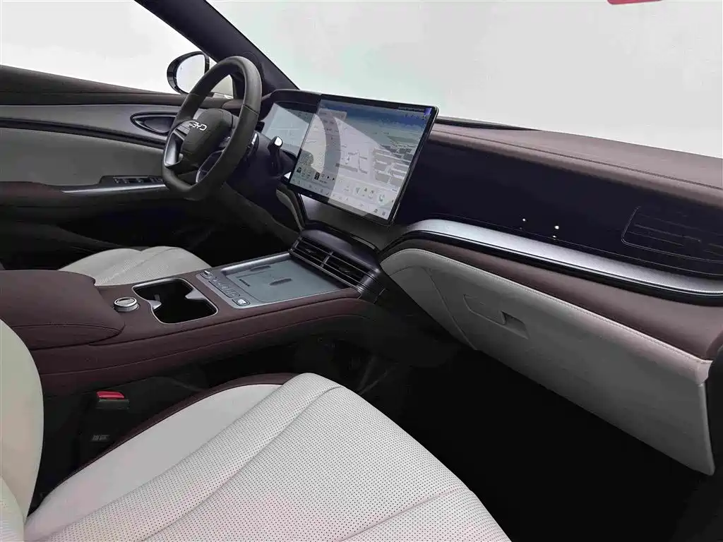 BYD Seal 07 DM-i — миниатюра 17