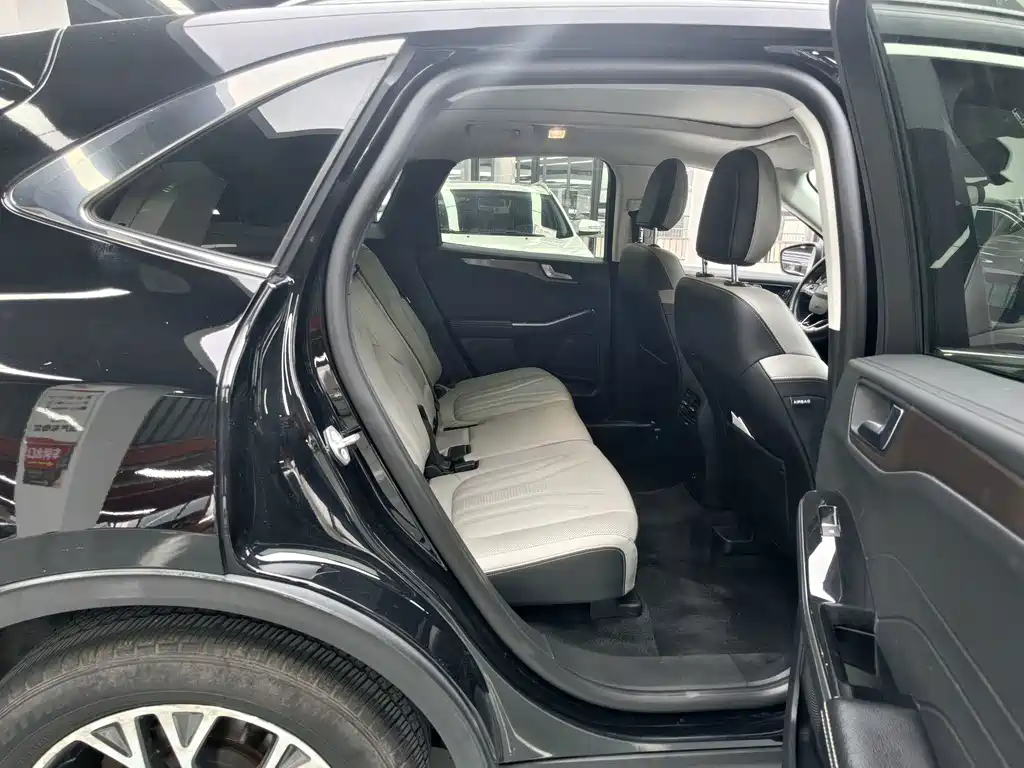Ford Escape — миниатюра 10