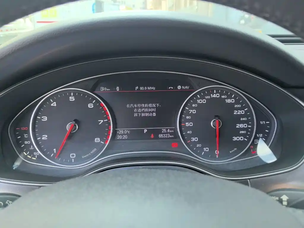 Audi A6L — миниатюра 12