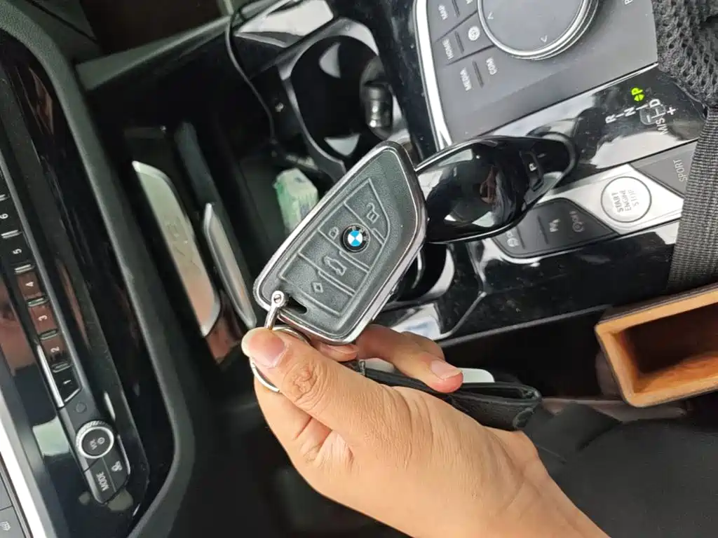 BMW X3 — миниатюра 9