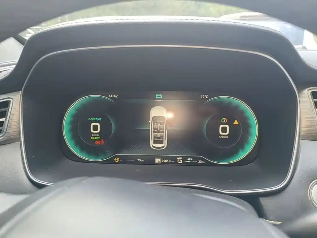 Roewe RX5 New Energy — миниатюра 12