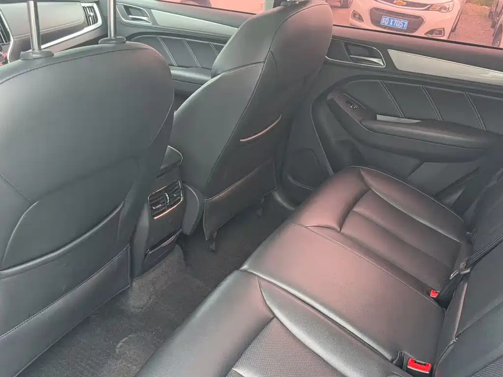 Roewe RX5 — миниатюра 3