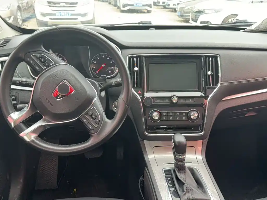 Roewe RX5 — миниатюра 2