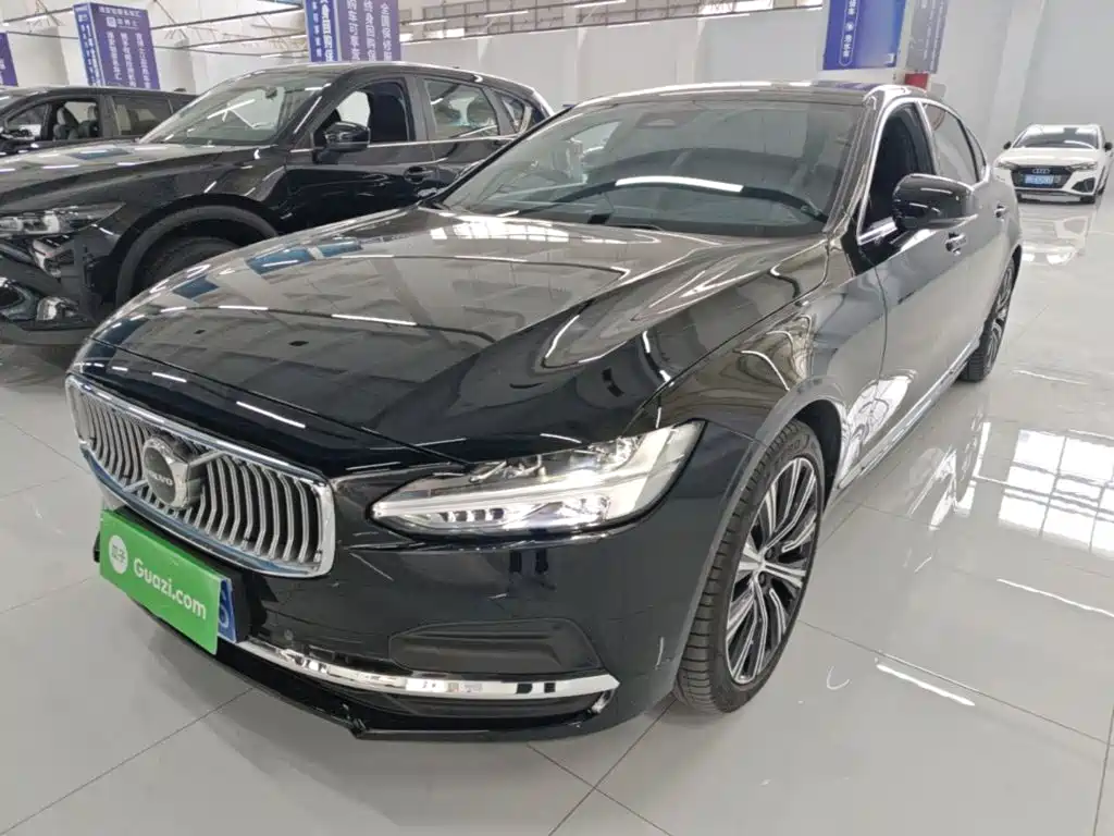 Volvo S90 — миниатюра 2