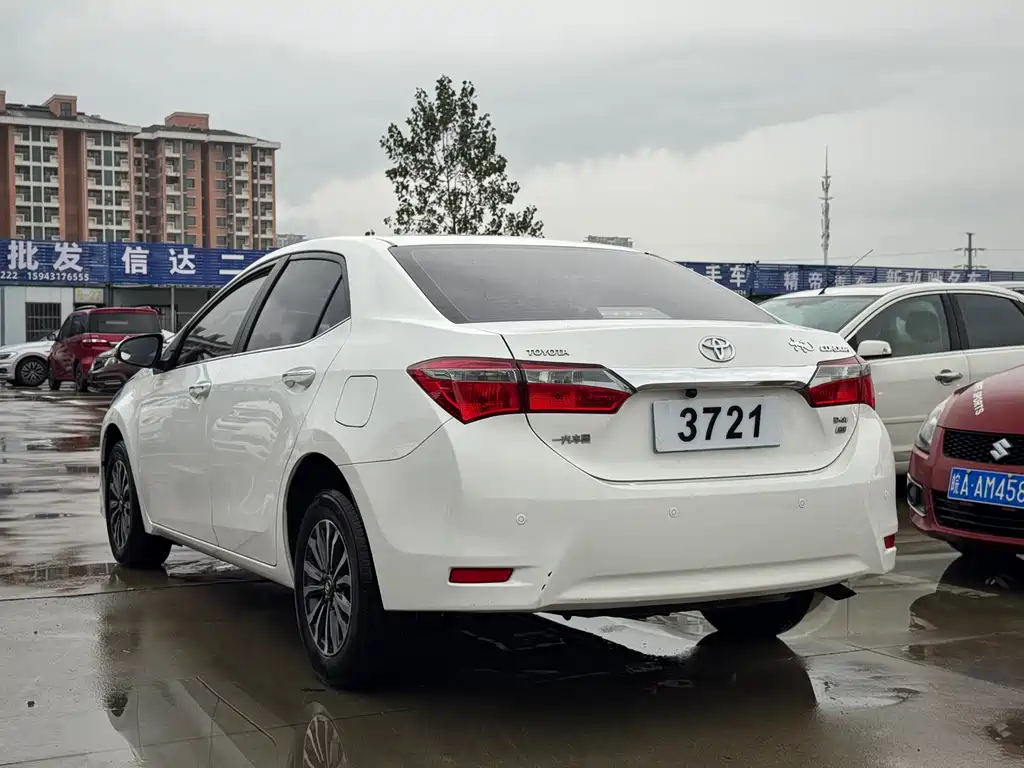 Toyota Corolla — миниатюра 6