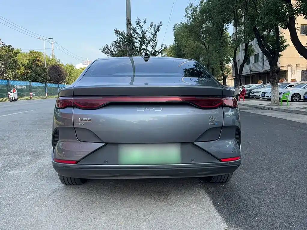 BYD Qin L — миниатюра 7