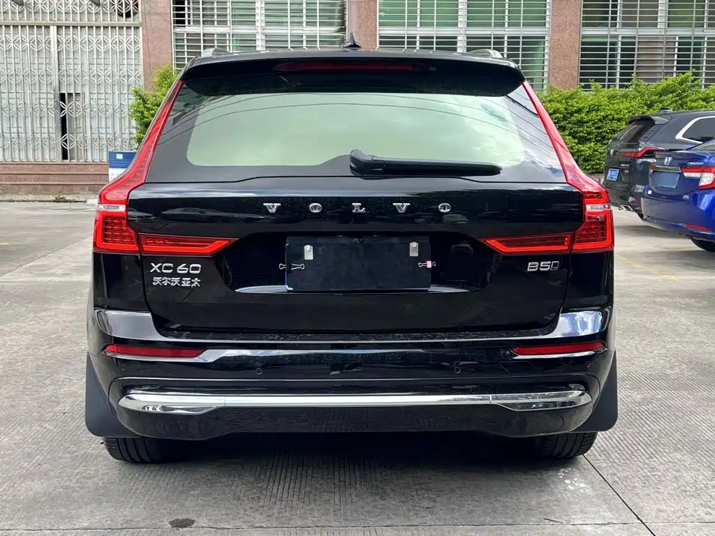 Volvo XC60 — миниатюра 6