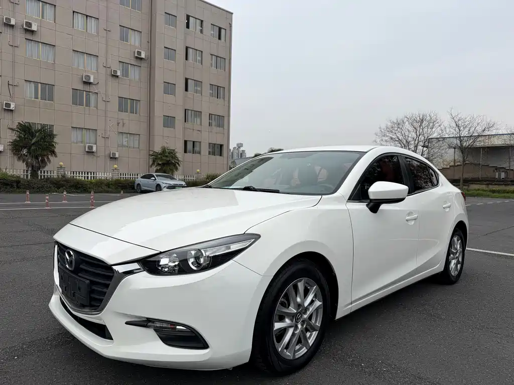 Mazda 3 Axela 2018