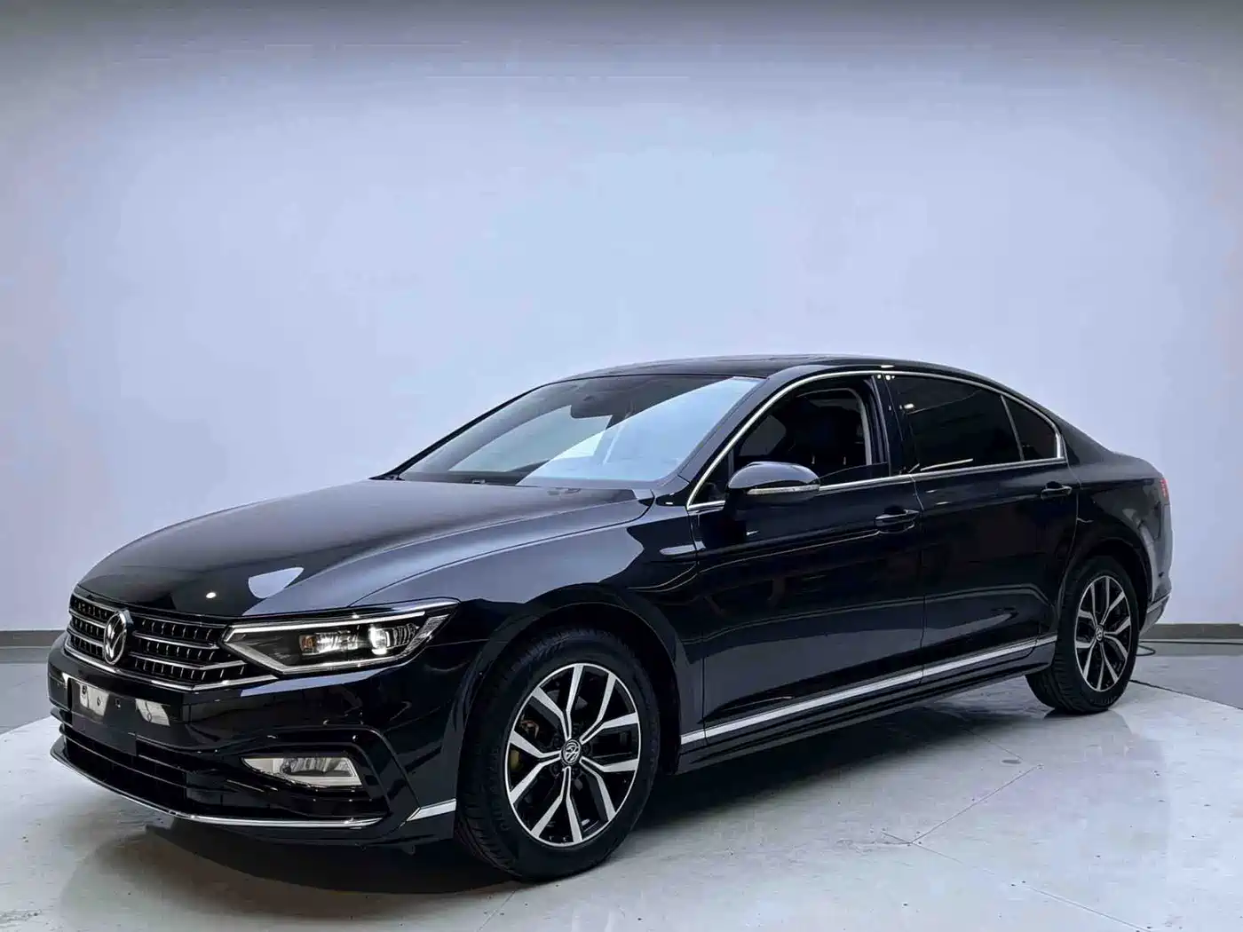 迈腾 2023款 200万辆纪念版 280TSI DSG舒适型 2025