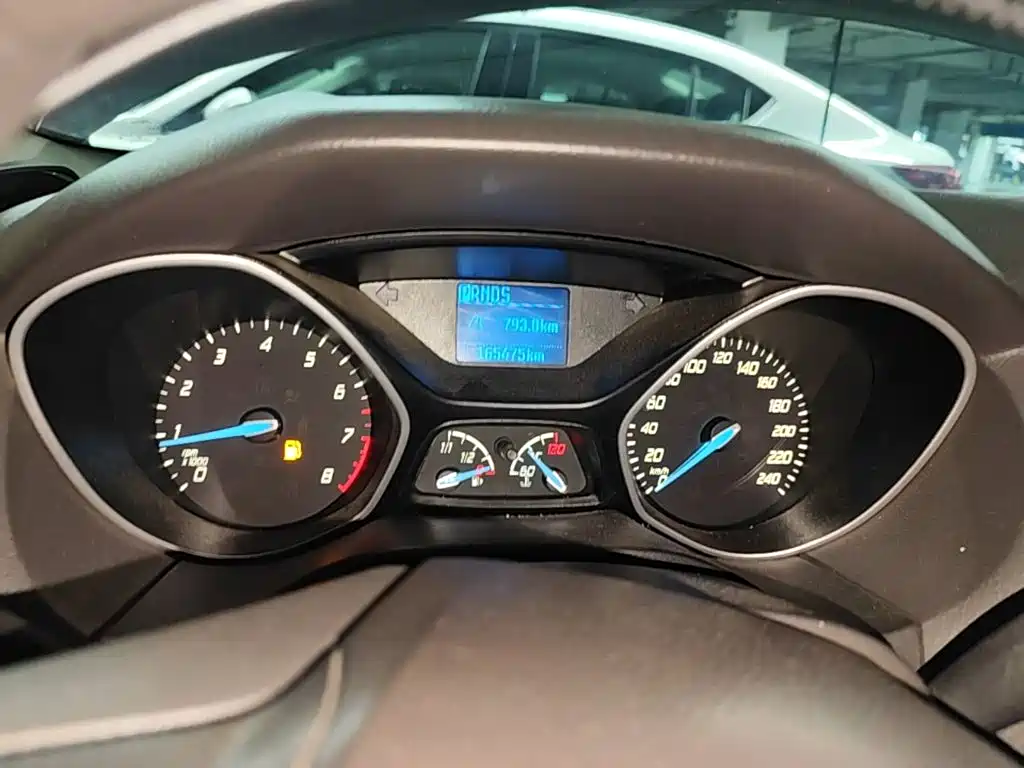 Ford Focus — миниатюра 12