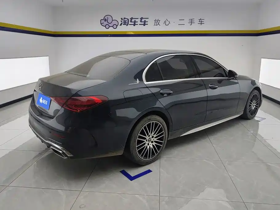 Mercedes-Benz C-Class — миниатюра 3