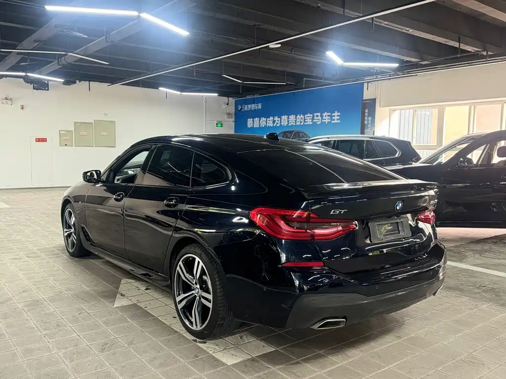 BMW 6 Series GT — миниатюра 6