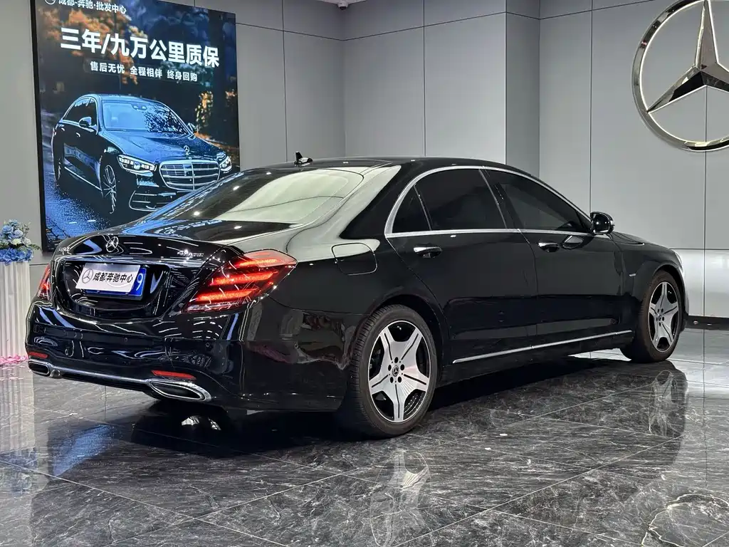 Mercedes-Benz S-Class — миниатюра 7