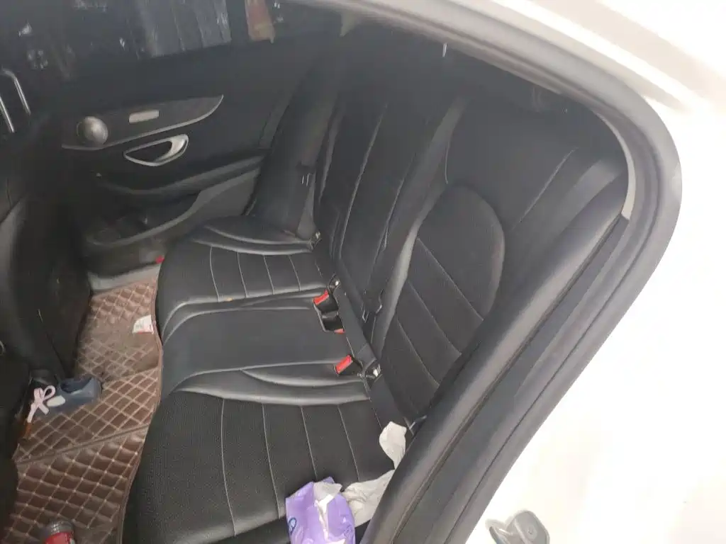 Mercedes-Benz C-Class — миниатюра 15
