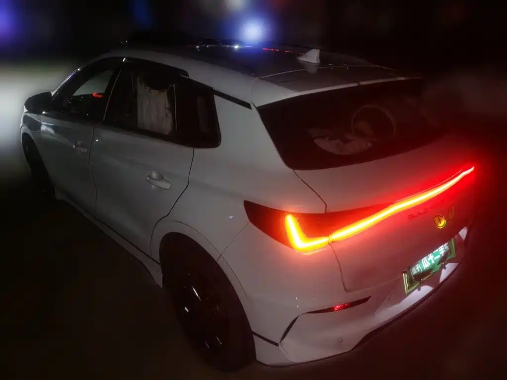 BYD e2 — миниатюра 4