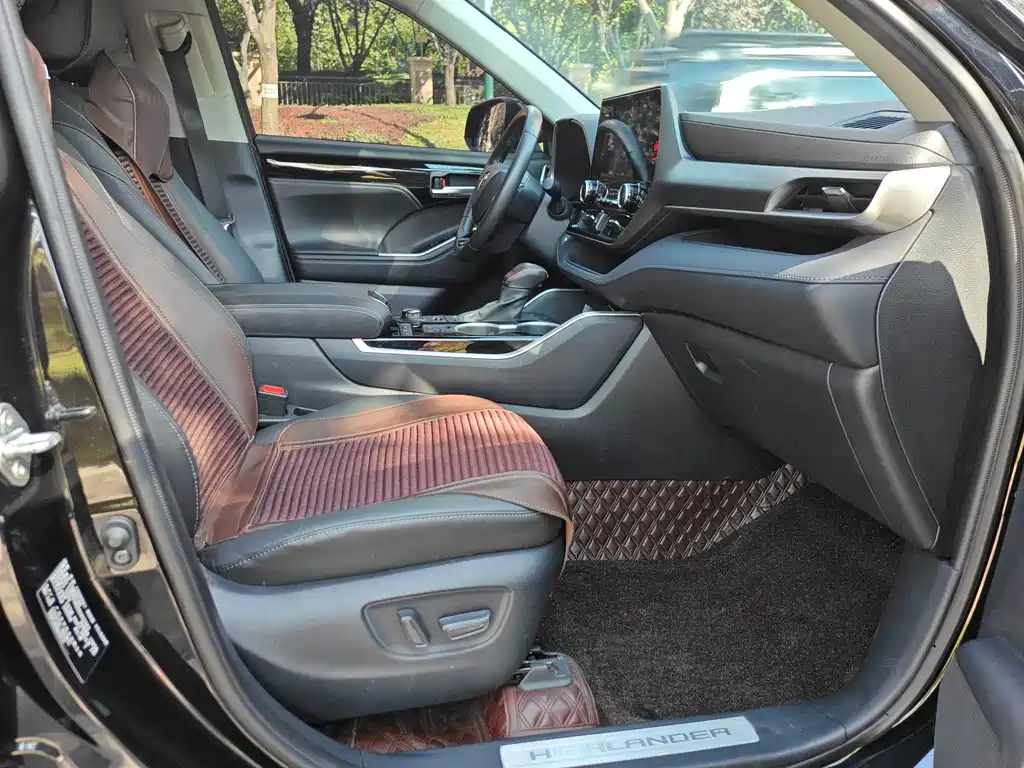Toyota Highlander — миниатюра 9