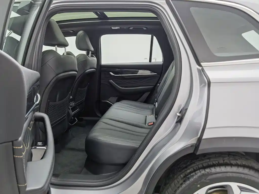 Geely Xingyue L — миниатюра 15