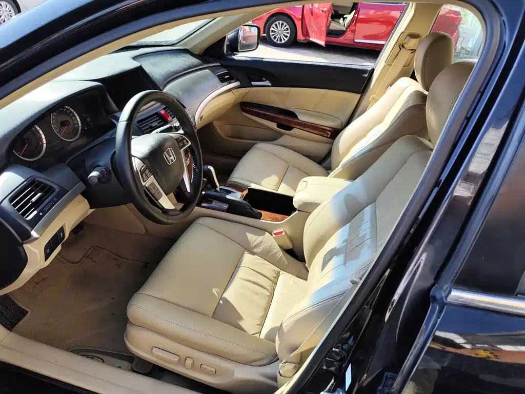 Honda Accord — миниатюра 5
