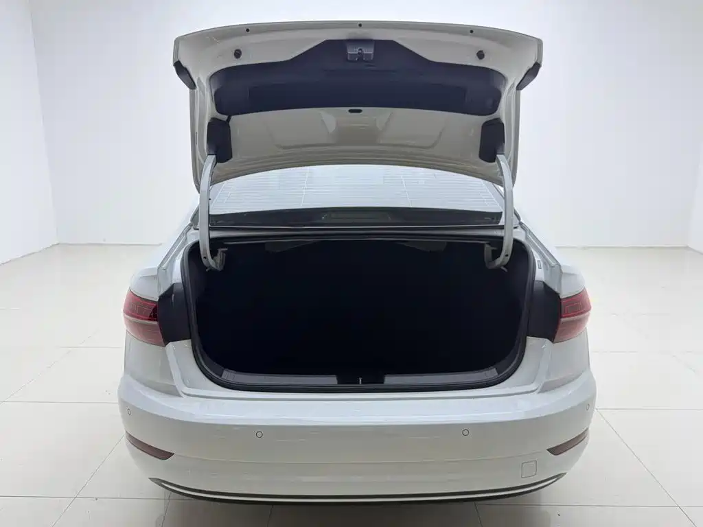 Volkswagen Sagitar — миниатюра 19