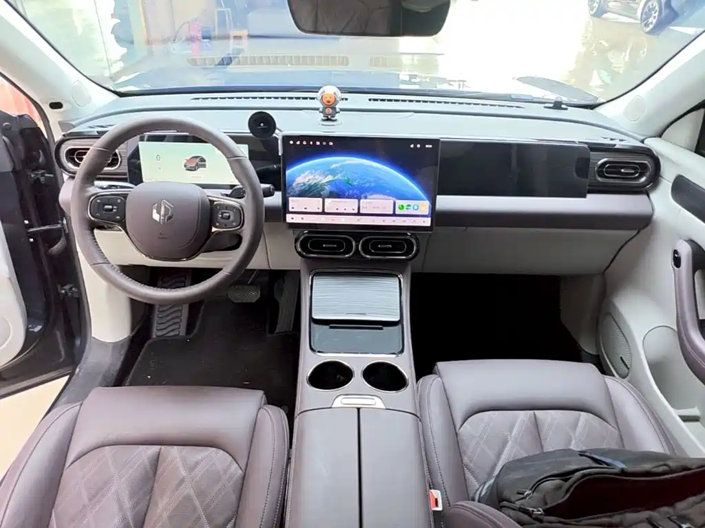 Leapmotor Leapmotor C11 — миниатюра 10